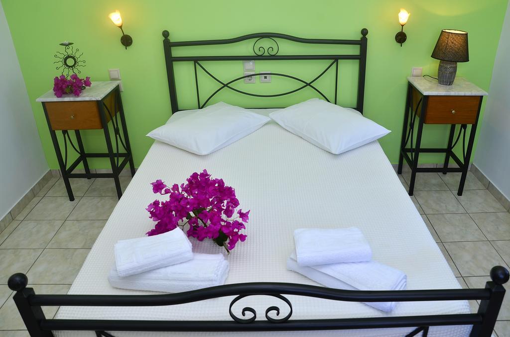Onar Studios Apartment Koufonisia